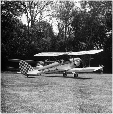 De Havilland DH 82A Tiger Moth, G-ALJL