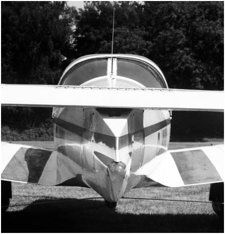 Alon A2 Aircoupe, G-AVIL