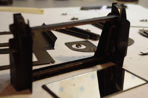 Rebuilding the mirror box, Graflex 1A